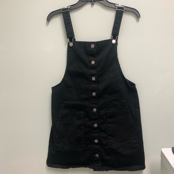 SO Dresses & Skirts - Black Overall Dress